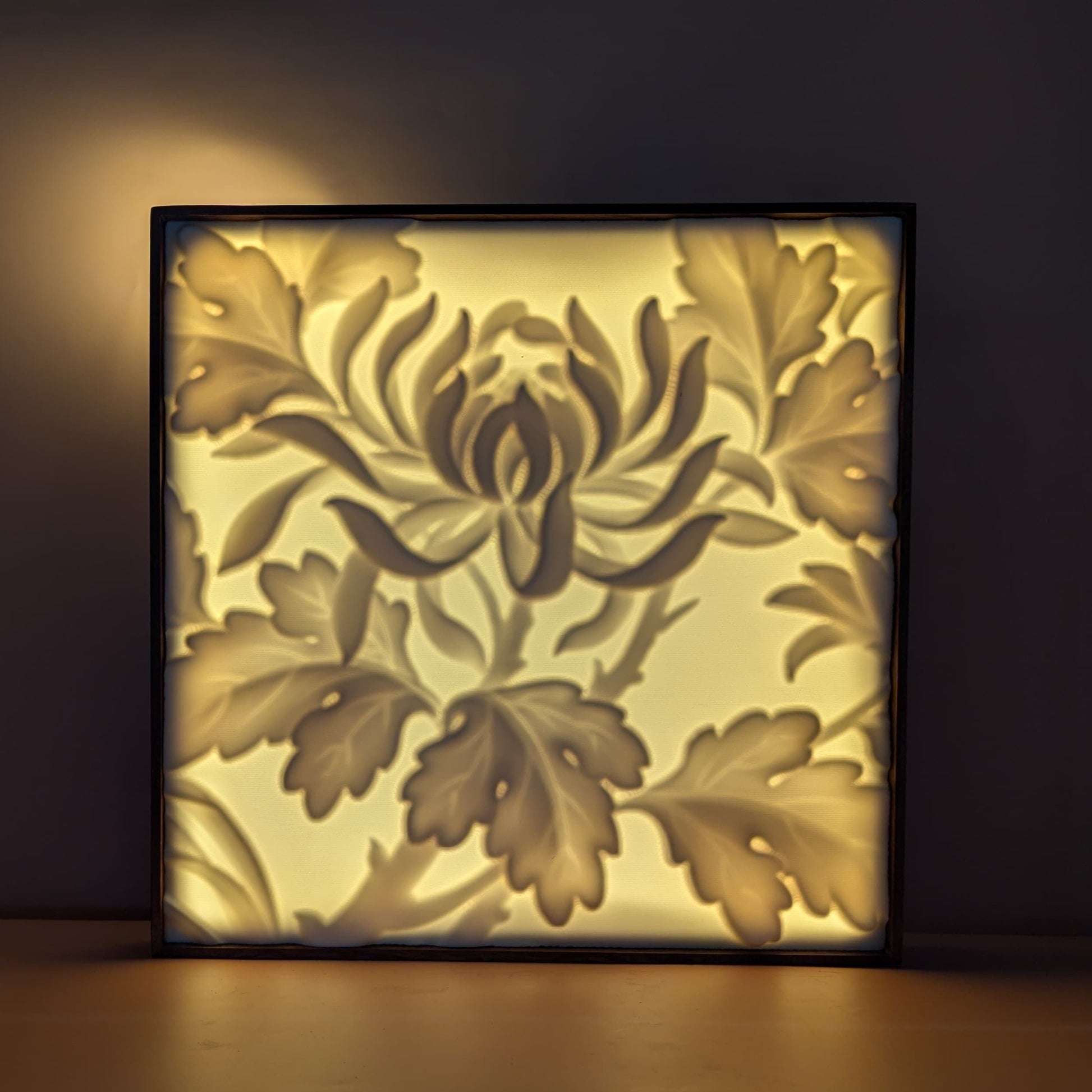 floral patterned wall sconce